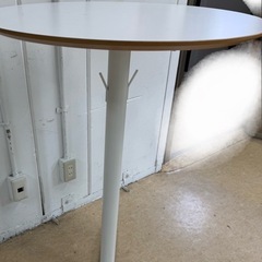 IKEA 円形テーブル　ラウンドテーブル　カウンター　ホワイト　円卓の画像