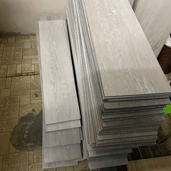 半額以下　フロアカーペット　グレー　シャビーの画像