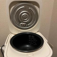炊飯器の画像