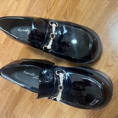 厚底 ローファーの画像