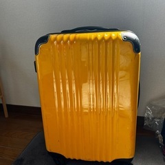 スーツケースの画像