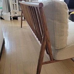 モモナチュラルソファの画像