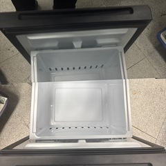 ★新入荷 冷蔵庫 2021年製 154L Hisense HR-G1501EMの画像