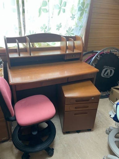 子ども用の学習机セット