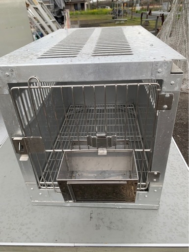 アルミ製ウサギ・小動物用ケージ