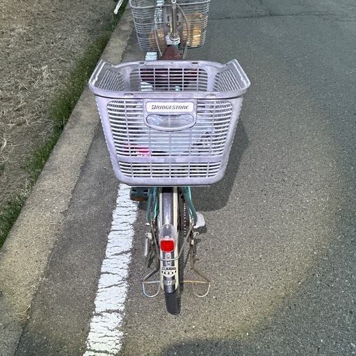 ブリヂストン電動自転車8.9アンペア20キロ30キロ位は走ります。バッテリーは程度の良いものに交換しました。 お買得”長距離走行モデル 8.9Ah大容量バッテリー搭載 電動アシスト