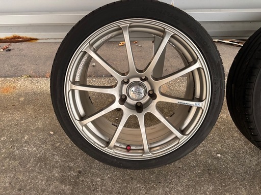 車のパーツ ADVAN Racing RS 18inch 8.5j+31  pcd114.3