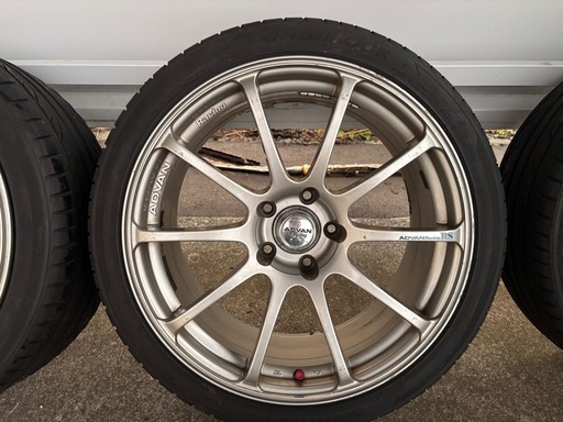車のパーツ ADVAN Racing RS 18inch 8.5j+31  pcd114.3