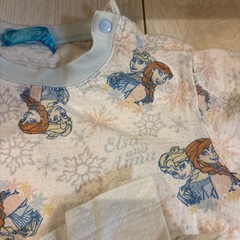 腹巻き付き　半袖パジャマ　アナ雪　100の画像