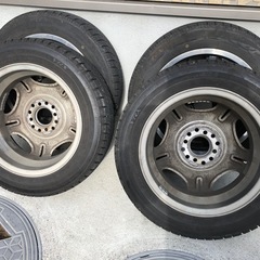 （問合せが多い為一部返信できません）スタッドレスタイヤセット　軽自動車の画像