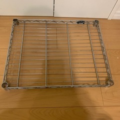 スチールラック棚と仕切り板の画像