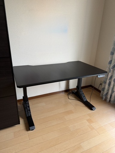 UPPSPEL ウップスペル ゲーム用デスク IKEA 電動昇降 デスク テーブル 140cm×80cm