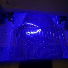 クルマ用足マットの画像