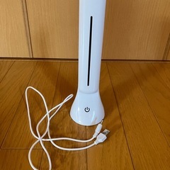 折りたたみ式LEDライト
の画像