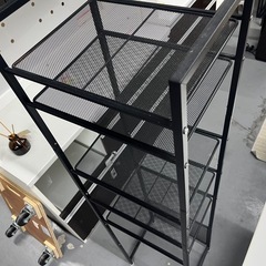 【🤩スタイリッシュ🤩】スチールラック　ブラックの画像