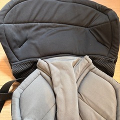 Cloud Baby Carrier ブラック抱っこ紐の画像