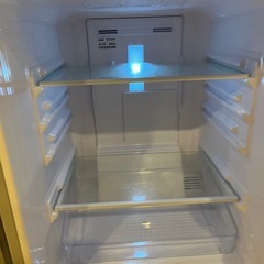 キレイに使った冷蔵庫の画像