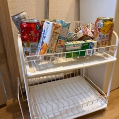 スチールラック＋ワゴン2台＋キッチンラックの画像