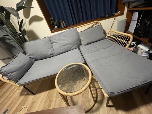 ラタンソファ　サイドテーブル