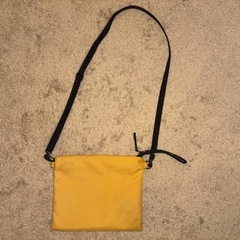 無印良品　サコッシュ　イエローの画像