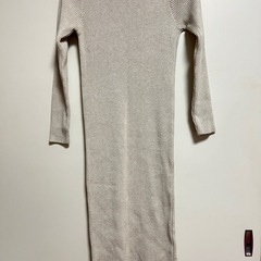 ニットワンピース タイト ロング丈 上品の画像
