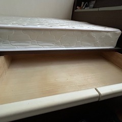 セミダブルベッドの画像