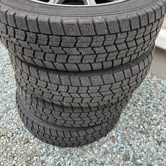 スタッドレスタイヤ155/65R14の画像