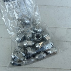 スタッドレスタイヤ155/65R14の画像