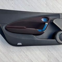 ホンダ　CR-Z zf2 ドアトリム
の画像