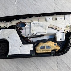 ホンダ　CR-Z zf2 ドアトリム
の画像