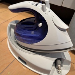 東芝アイロン　アイロン台の画像