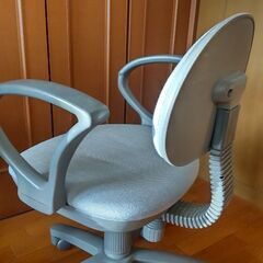 事務用椅子 2脚の画像