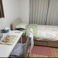 木製シングルベッの画像