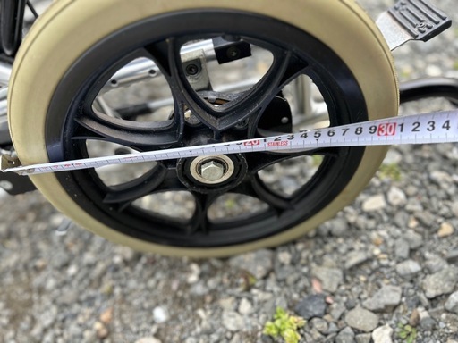 介助型車椅子