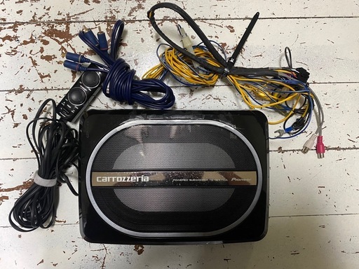 【値下げ中】カロッツェリア サブウーファー　TS-WX110A?