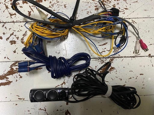 【値下げ中】カロッツェリア サブウーファー　TS-WX110A?