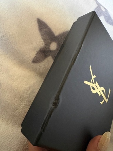 YVES SAINT LAURENT イブサンローラン 香水