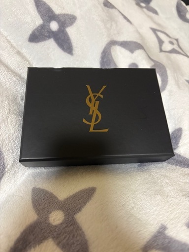 YVES SAINT LAURENT イブサンローラン 香水
