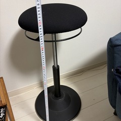 椅子　高さ調節可能の画像