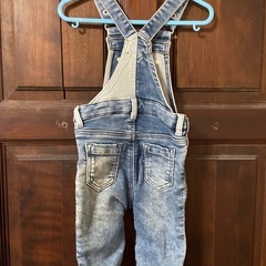 ベビー服　デニムサロペットの画像