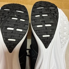 mizuno ミズノ PIONEROAD 2ランニングシューズ23.5センチ
の画像
