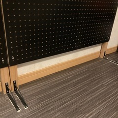 有孔ボード(少し加工済み) 2枚の画像