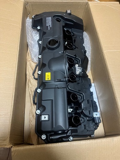 BMW E60 E61 F10 F11 E63 エンジンヘッドカバーガスケット付