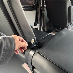 ハイエース　キャプテンシートとサードシート化kit の画像