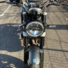 ハスクバーナ　スヴァルトピレン250の画像