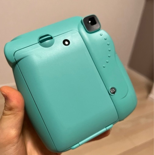 [未使用] チェキ本体instax mini 8+