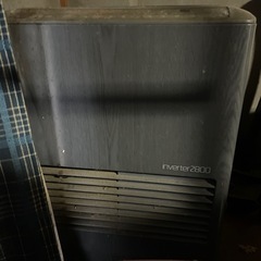 昭和レトロ、テレビ、ファンヒーターの画像