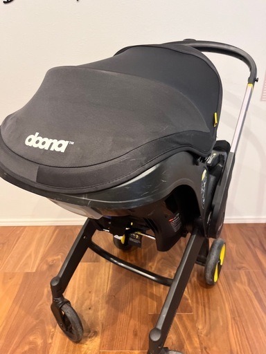 チャイルドシート　ベビーカー　doona