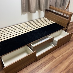 【美品】シングルベッド（現地引き渡し）の画像