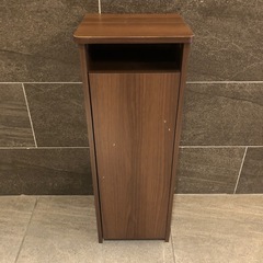 ルーター収納ボックス、モデム収納、ラック、ケーブルボックス、コード収納、隙間収納、木製、ドア付き、ファックススタンド、電話スタンド、ファックススタンド、スリム、幅 30 cm、ダークブラウン　ルーター収納 電話台 扉付き コンセント隠し キャビネット ラック スリム 棚 収納棚 木製 ルーター隠し Wi-fi隠し モデム隠し コードケース 配線カバーの画像